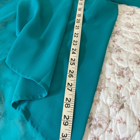 Beautiful Polyester One Size Wrap - Picture 6 of 6